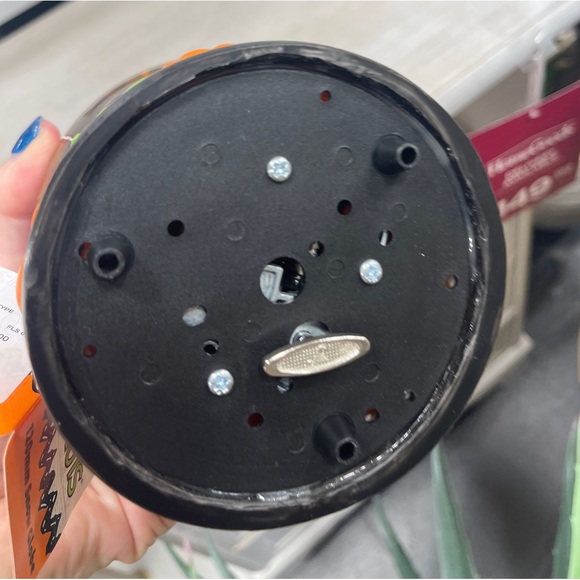 Peanuts Snoopy Halloween Vampire Dracula Musical Snowglobe NWT - Picture 5 of 5